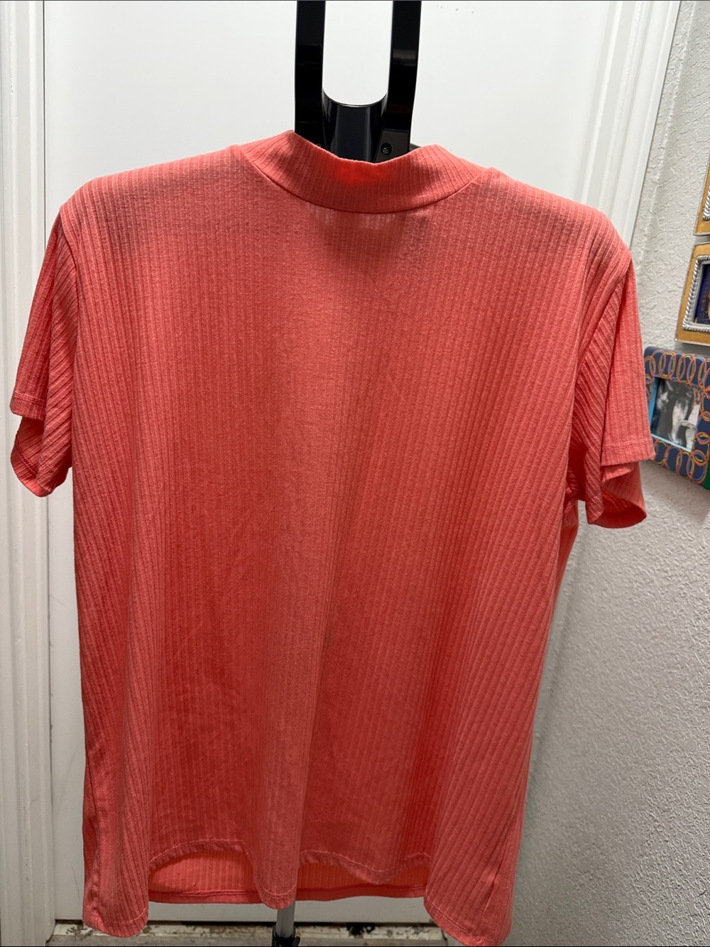 LuLaRoe- Ruth Coral Ribbed Short-Sleeve Shirt